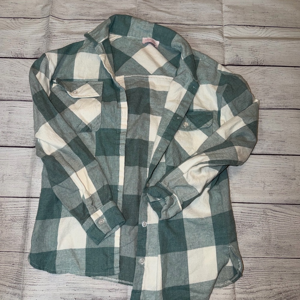 NWOT Women's Pink Lily Green and White Plaid Button-Up Shirt